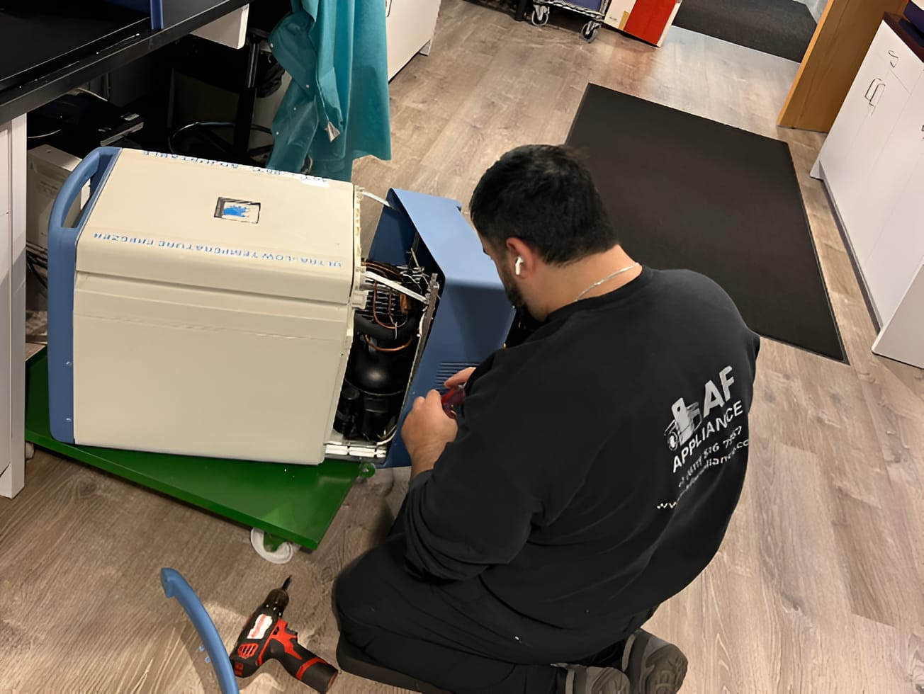 Commercial Cooler Repair: Full Diagnostic, Coil Cleaning & Condenser Fan Fix